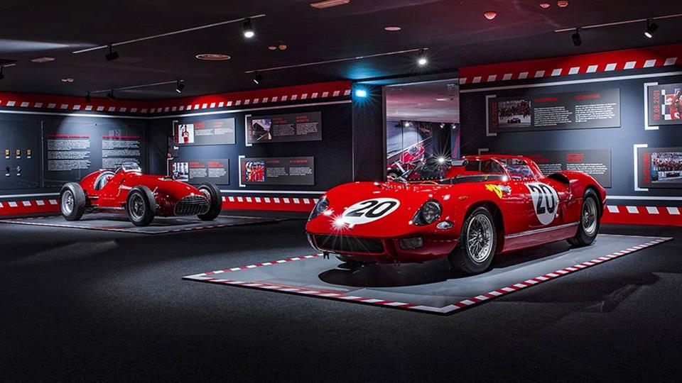 گرامیداشت حضور فراری در مسابقات در موزه مارانلو